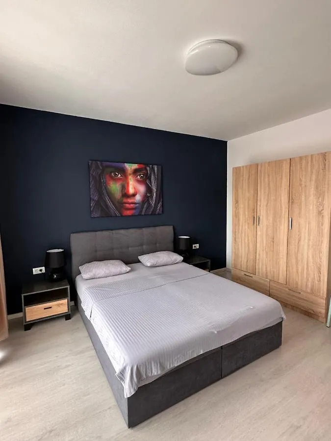 Appartamento Exigent Plazza Residence - Self Check-In Bucarest Romania